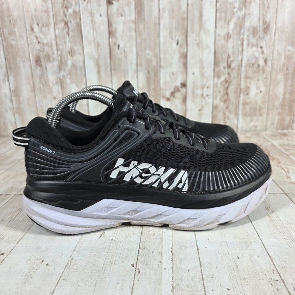 Hoka One One Bondi 7 Black White Running Shoes 1110519 BWHT Womens 8.5